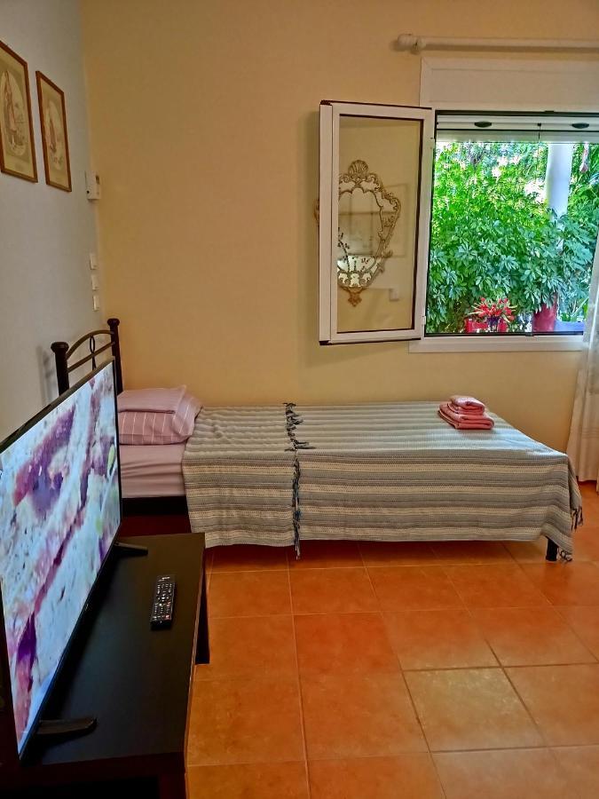 Villa Lefteris Ageliki Beautiful Aegina Exterior foto